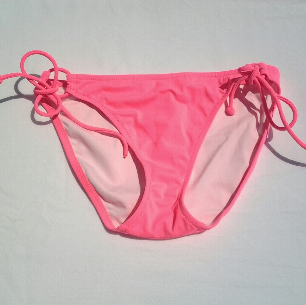 Victoria Secret swimwear bikini bottoms size m.